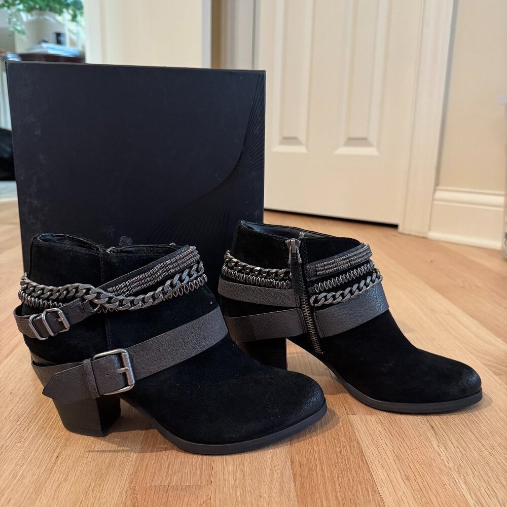 NWT Trouve Bristol Ankle Booties Leather Black SZ 8